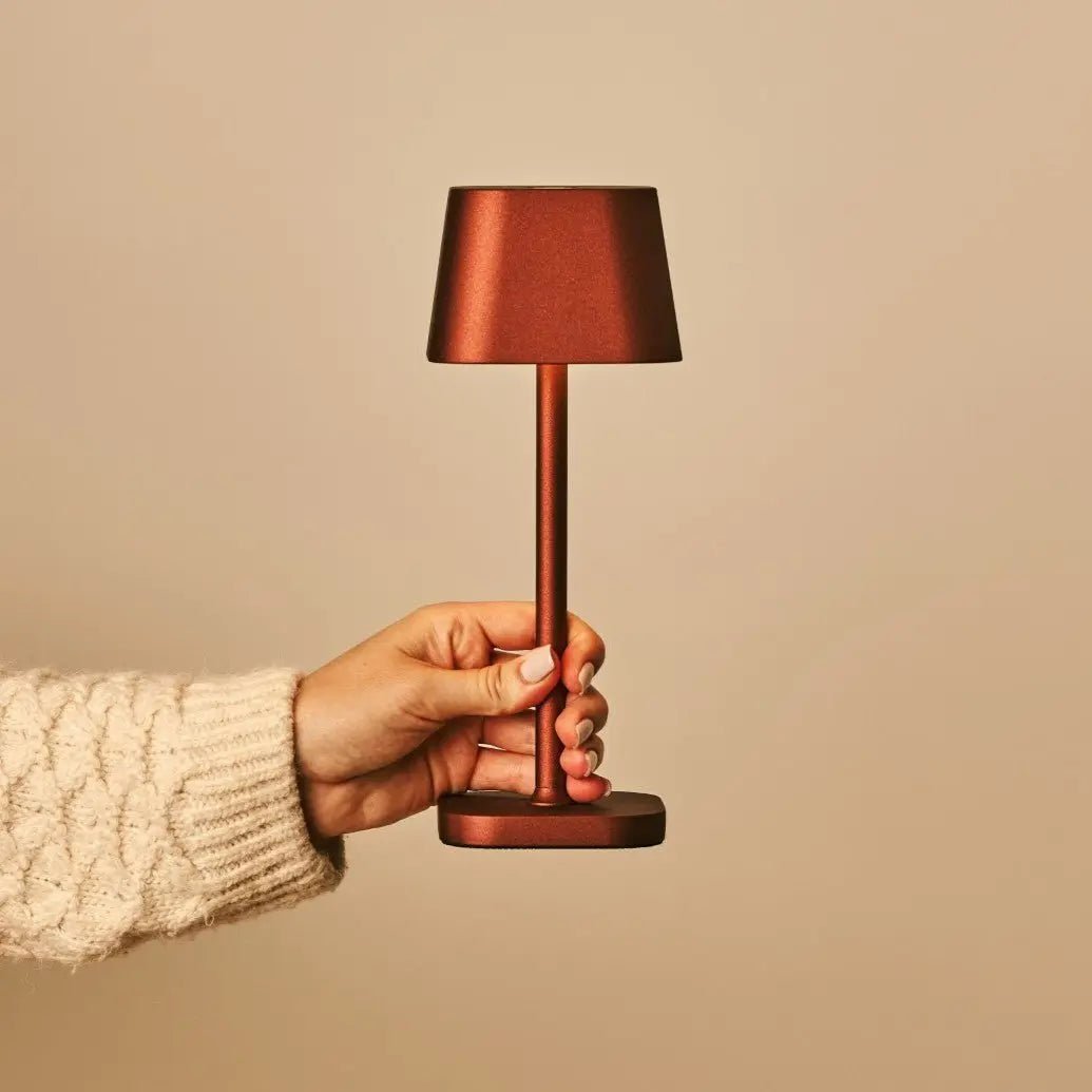 Lampada da tavolo ricaricabile Ava Bronzo