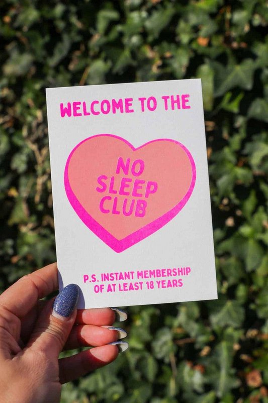 Riso print No sleep club rosa