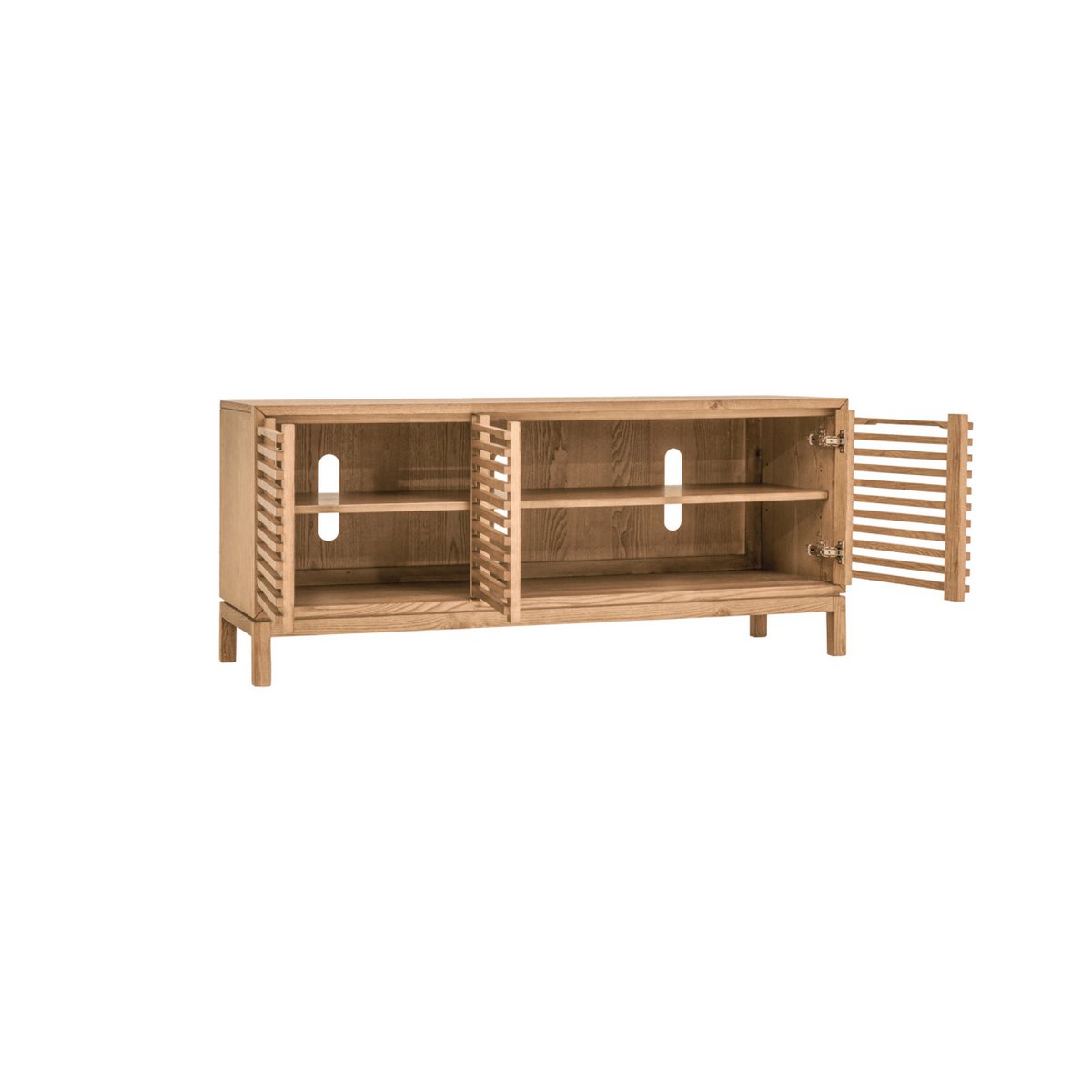 Tanner de tres puertas consola de medios de madera de cenizas en flaxen