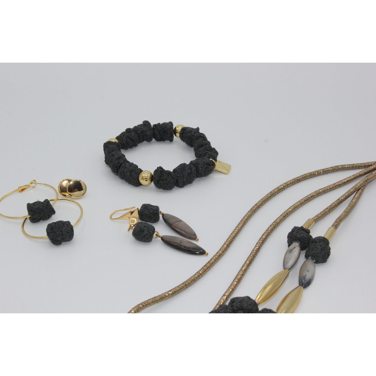 Natal Lava Bracelet