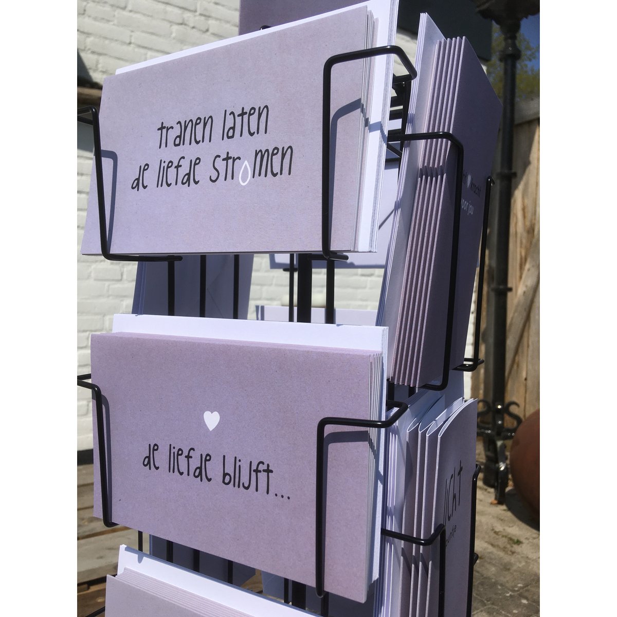 Display met Papieren Wensen TROOST