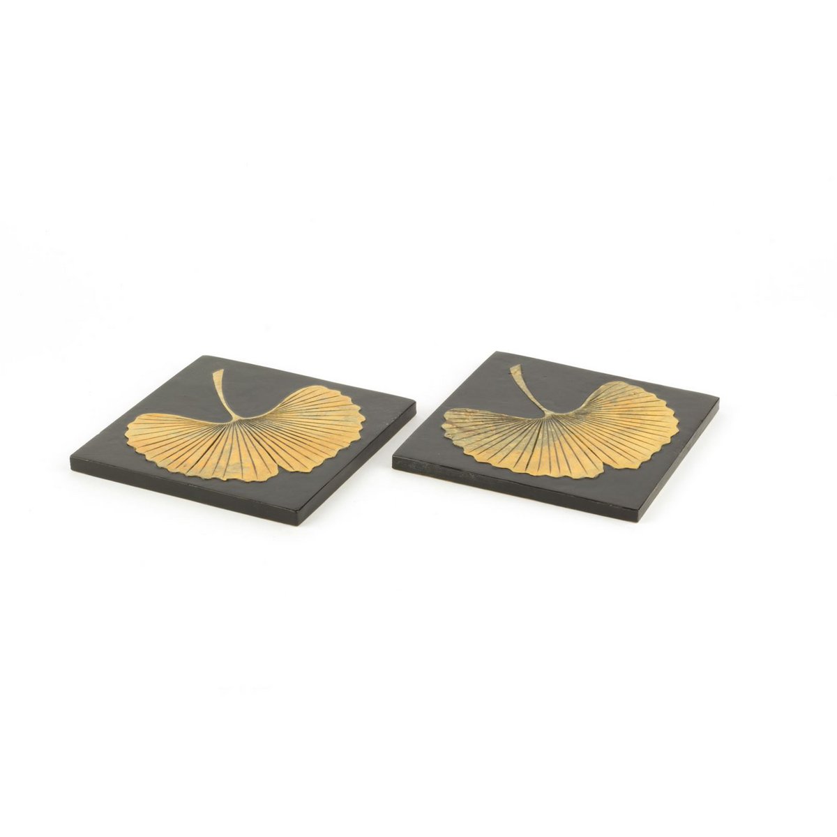 Set mit 2 quadratischen Gingko-Flaschenuntersetzern aus Stein