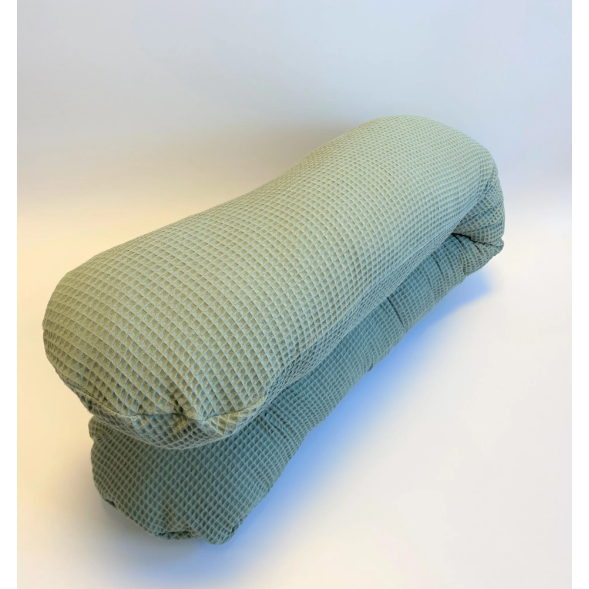 3 in 1 pillow / nursing pillow / side sleeper / positioning pillow