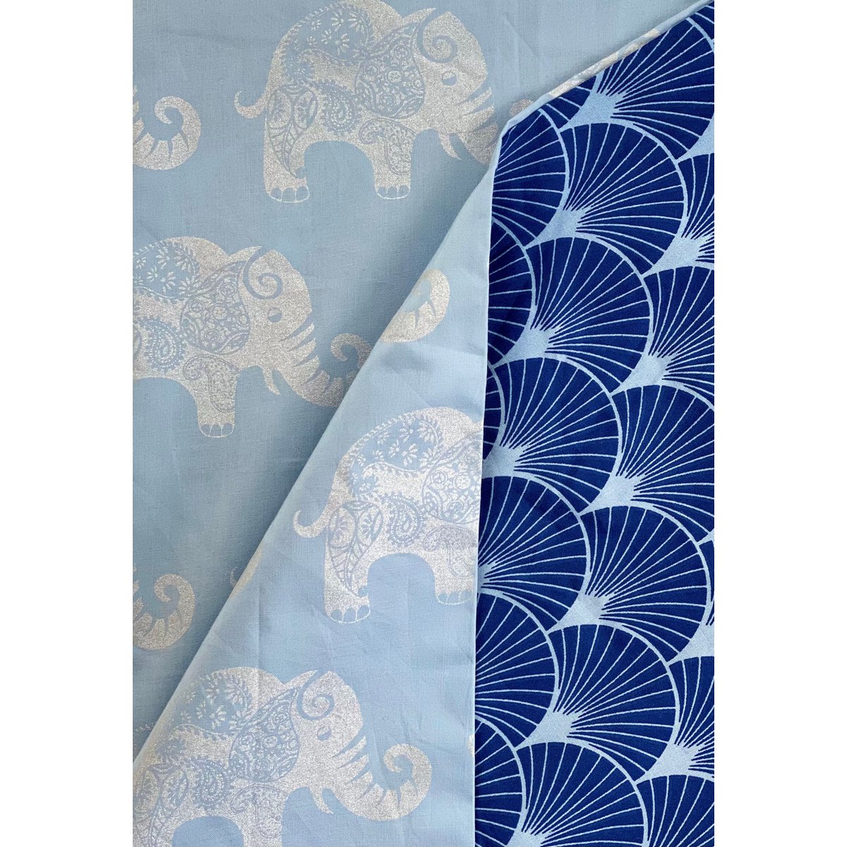 Furoshiki Gavepapir Sky Elephants & Indigo Fans Stofgaveindpakning - Dobbeltsidet (vendbar)