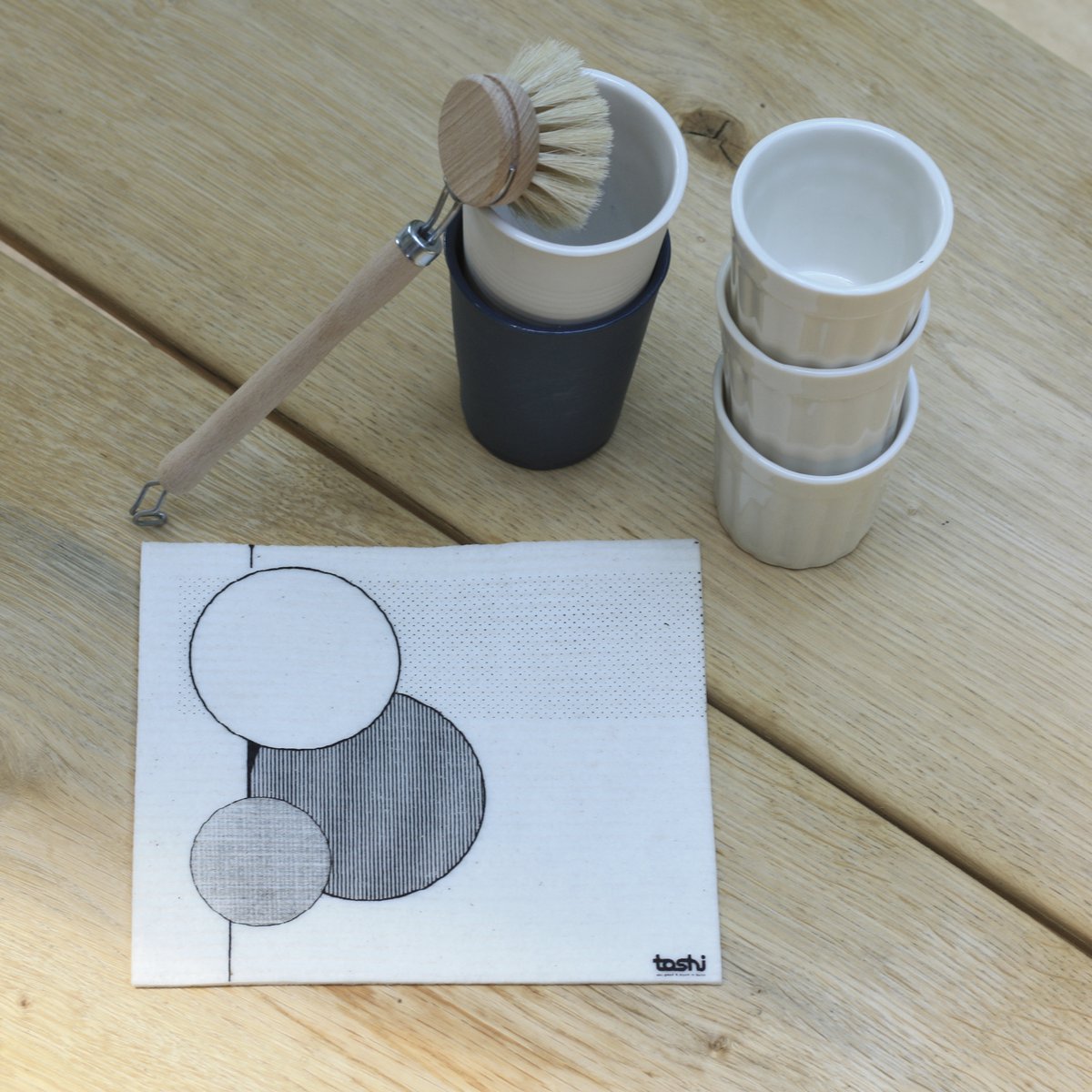 Sponge cloth furbi: 3 circles and 1 line