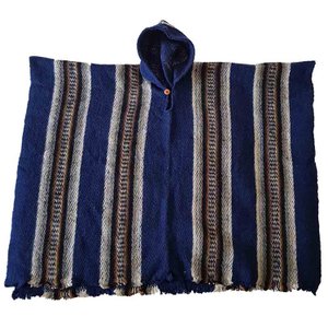 Alpaka-Poncho Blau – Hergestellt in Ecuador