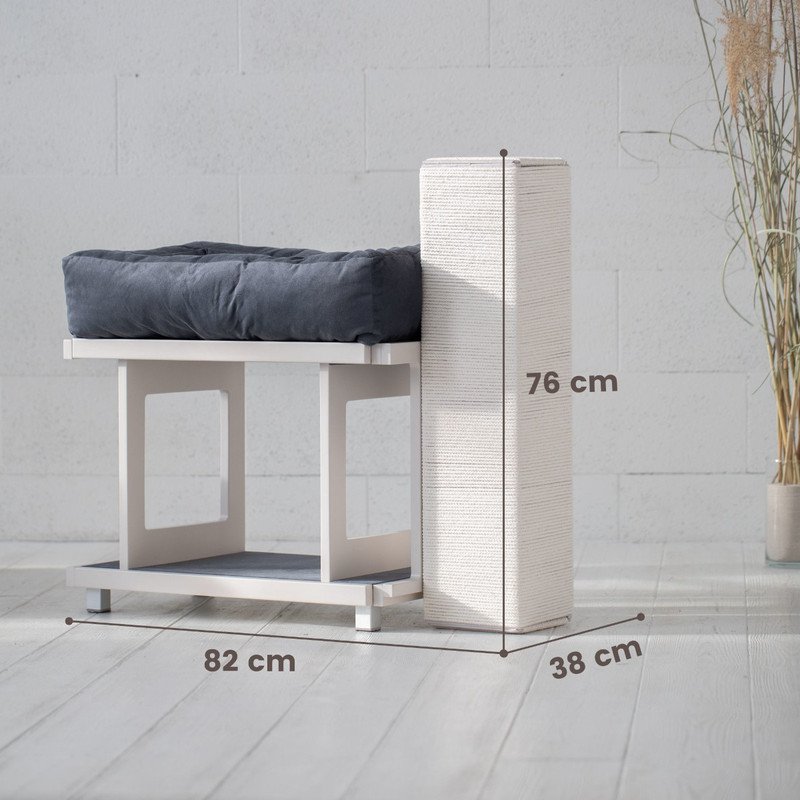 TUJA - one level cat house