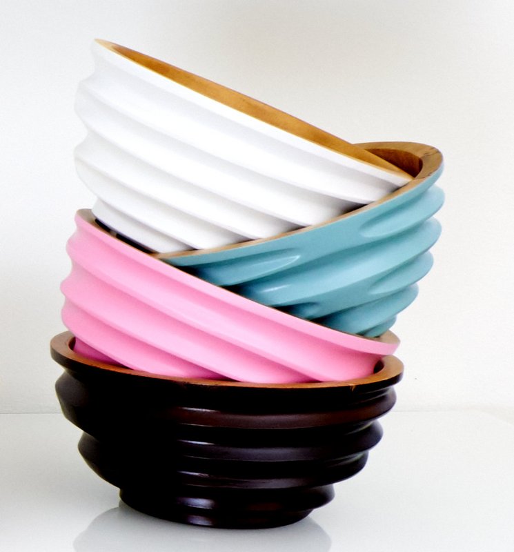 Træskål - frugtskål - salatskål - Model Twist - pink