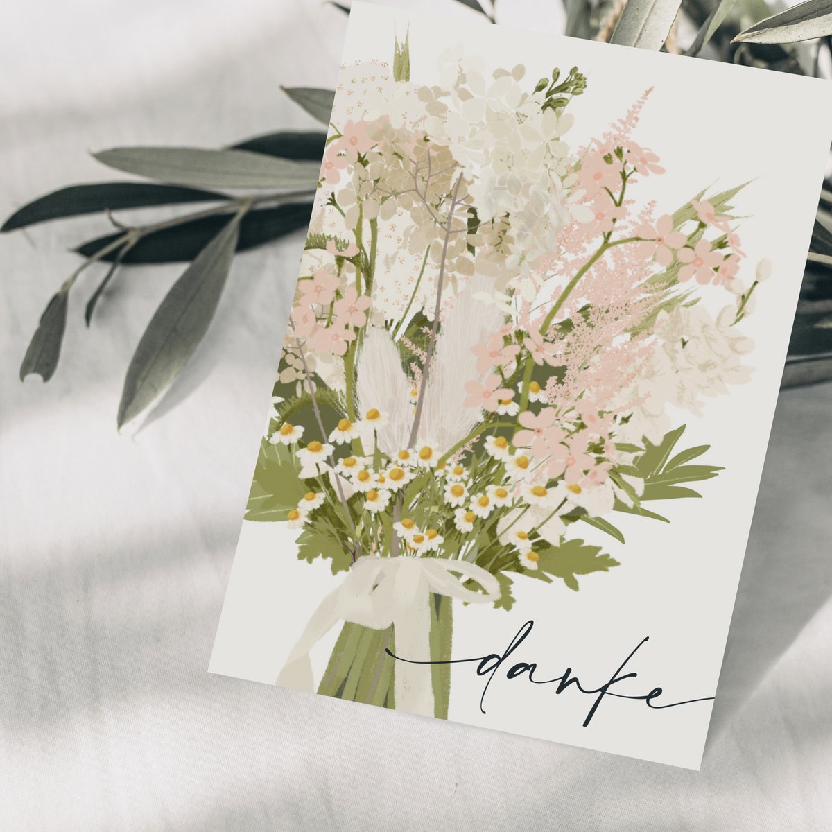 Thank you card 'thank you' with a pink wildflower bouquet