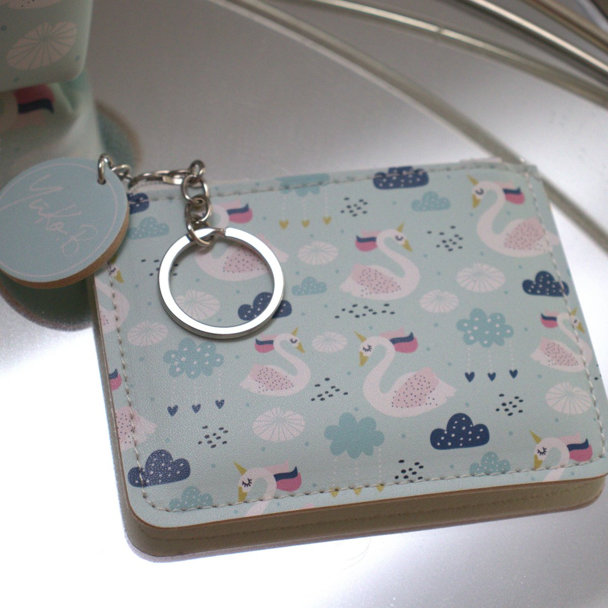 Carlie coin purse - Swans