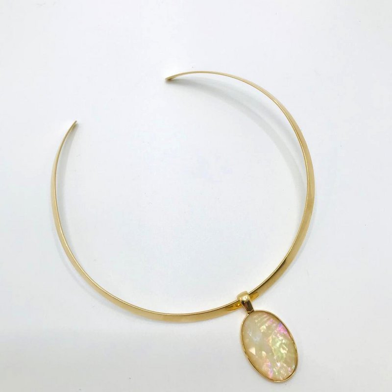 Gargantilla Colgante Concha Ovalada Nautilus CHAPADO ORO