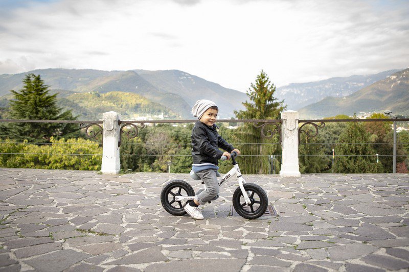 Pista - Steel Balance Bike - 12 EVA Wheels - White - 2/5 years