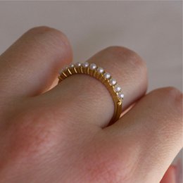 Africa - Vintage Pearl Ring in Gold