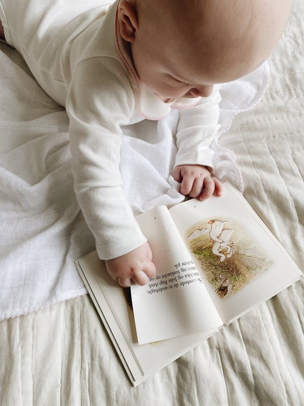 Muslin med hæklet piping - lys pink