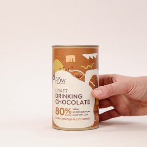 80% Single Origin Drinking Hot Chocolate met kaneel en sinaasappel, Honduras. Cacaoboon tot kopje.