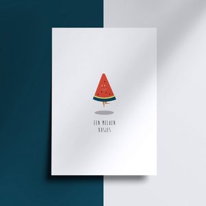 Postkarte - eine Melone küsst