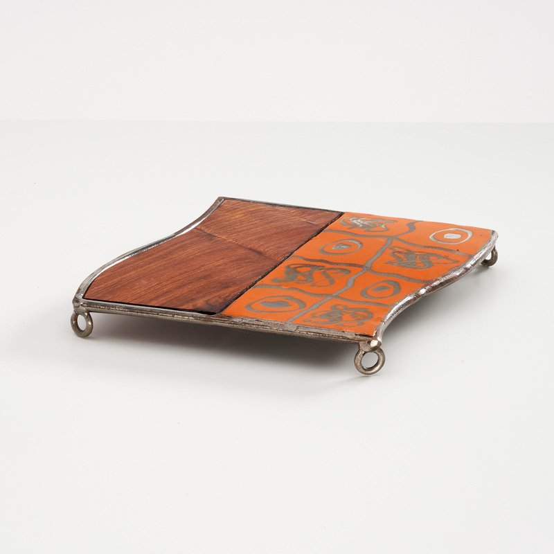 "Pissy" coaster made from recycled scrap metal and scrap wood upcycling | different shapes and colors