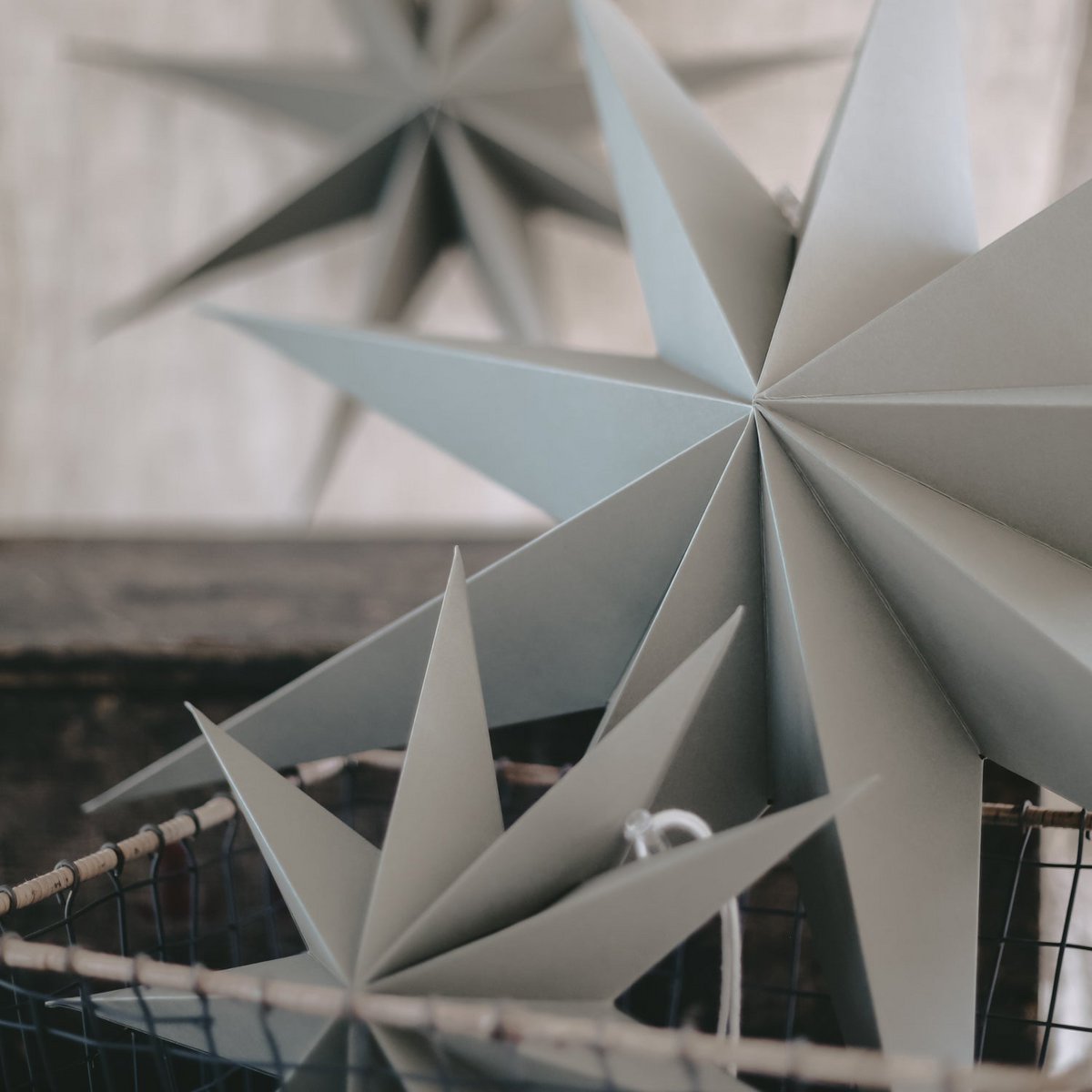 Paper stars set of 3 gray (PU = 6 sets)