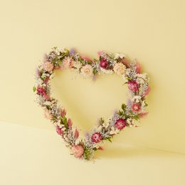 Dried Flower Wreath Heart - Wedding Bestseller