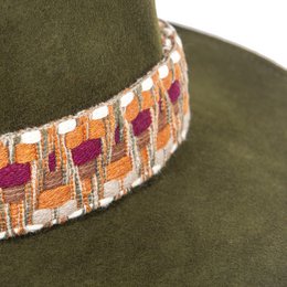 CAPPELLO A TENDA LARGA - treccia etnica