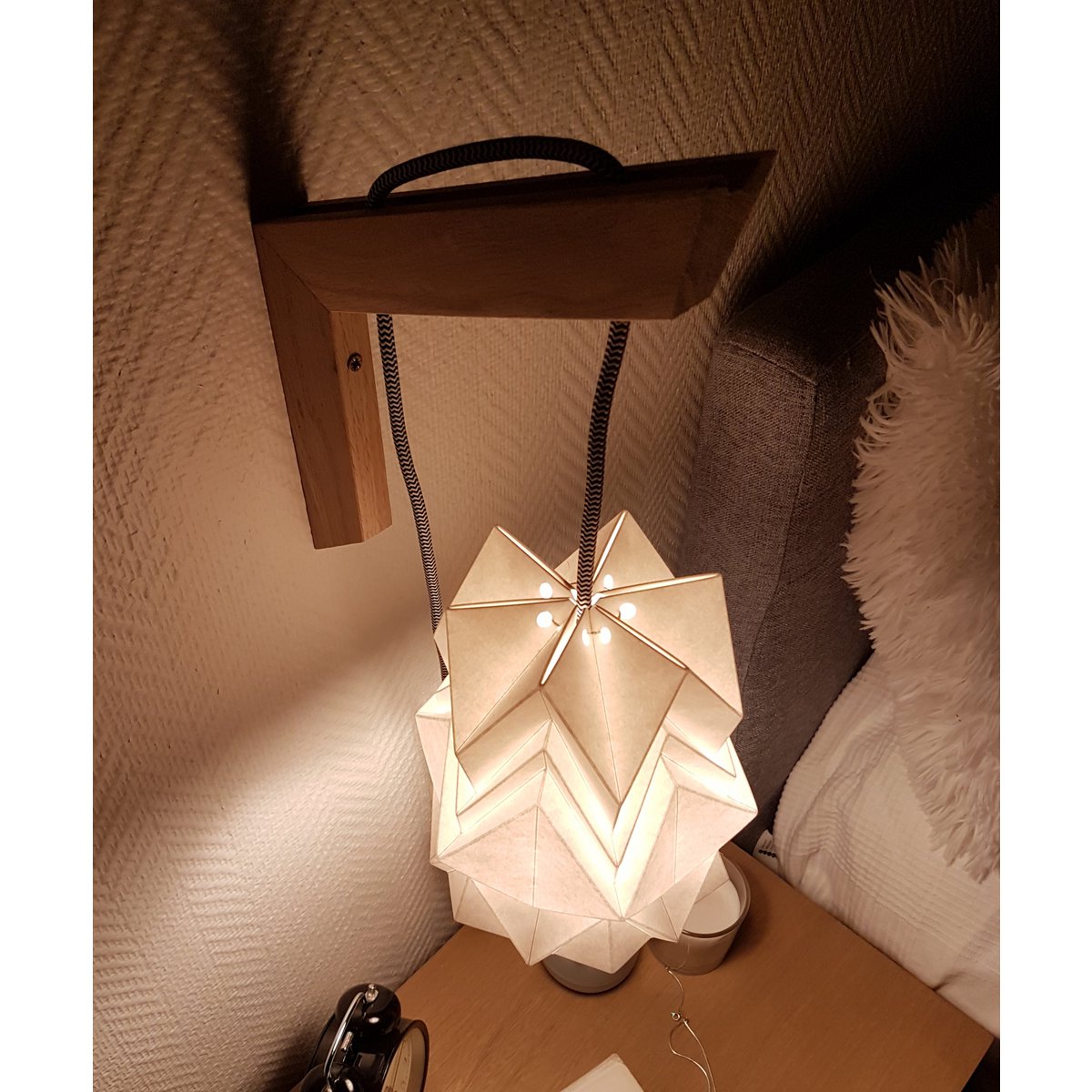 Small Origami Design Paper Pendant