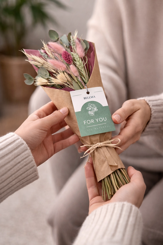 Small dried flower bouquet with card - For you