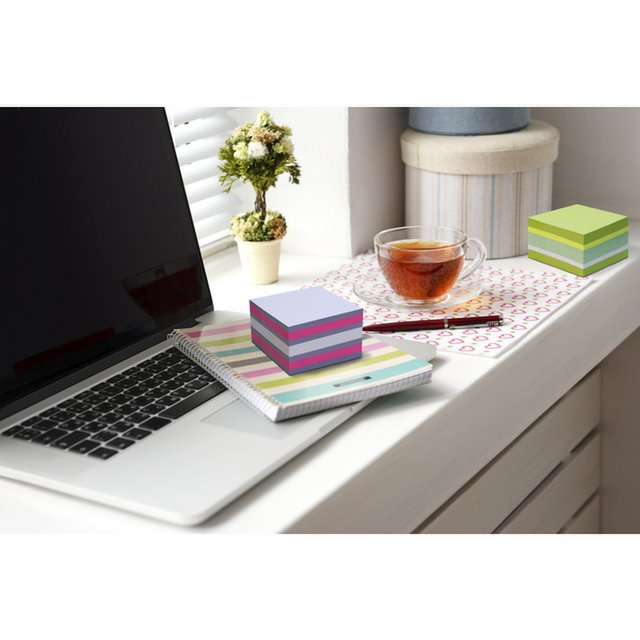 Info notes 75x75mm assorti felle kleuren blok a 450 vel: wit, lemon, felgroen, pastelgroen