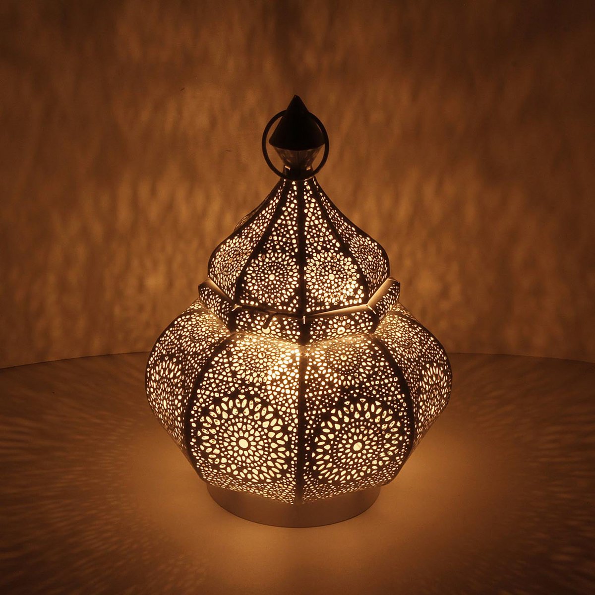 Oriental lantern Alima