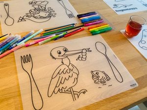 Einfärbbares Tischset Miss Stork