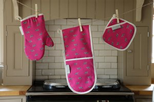 Leopard Double Oven Glove