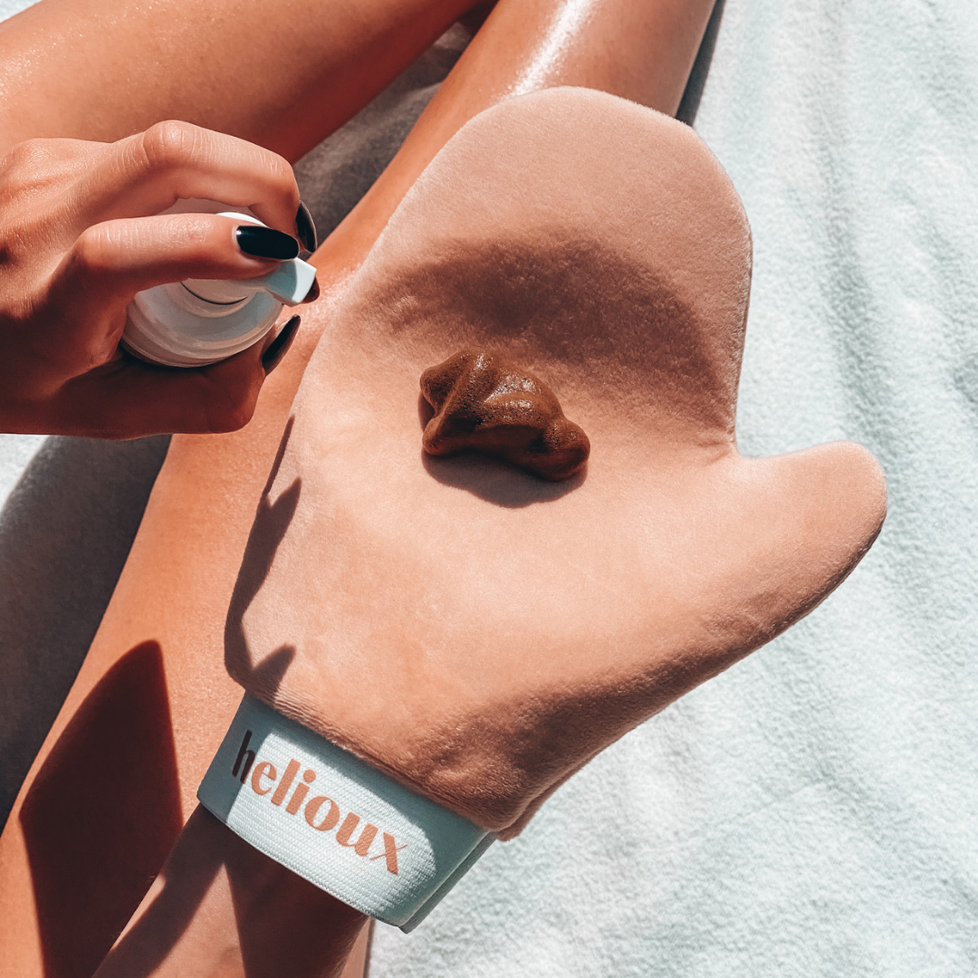 HELIOUX® EXPRESS SELF TAN MOUSSE DONKER