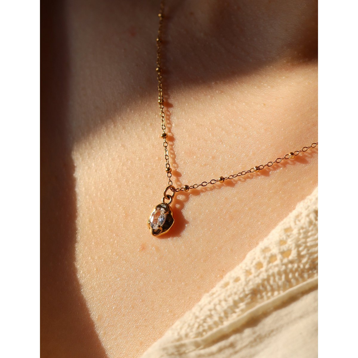 Ede - Collier minimaliste de perles de cristal