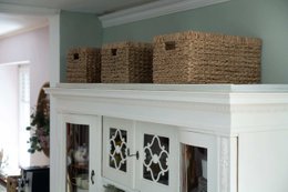 Counter, braided out of seagras - ideal as a shelf for storage