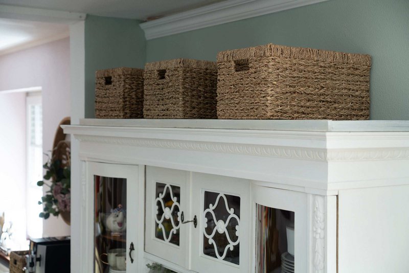 Counter, braided out of seagras - ideal as a shelf for storage