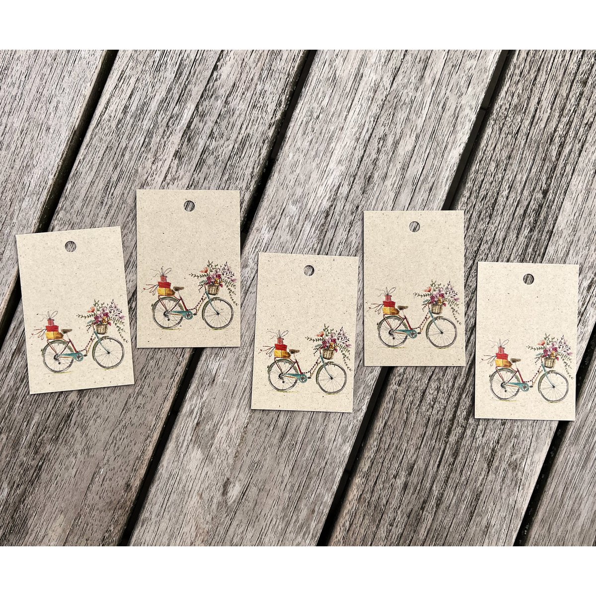 5 x gift tags | Colorful flower bike | 5 Set on grass paper | 85 x 55 mm