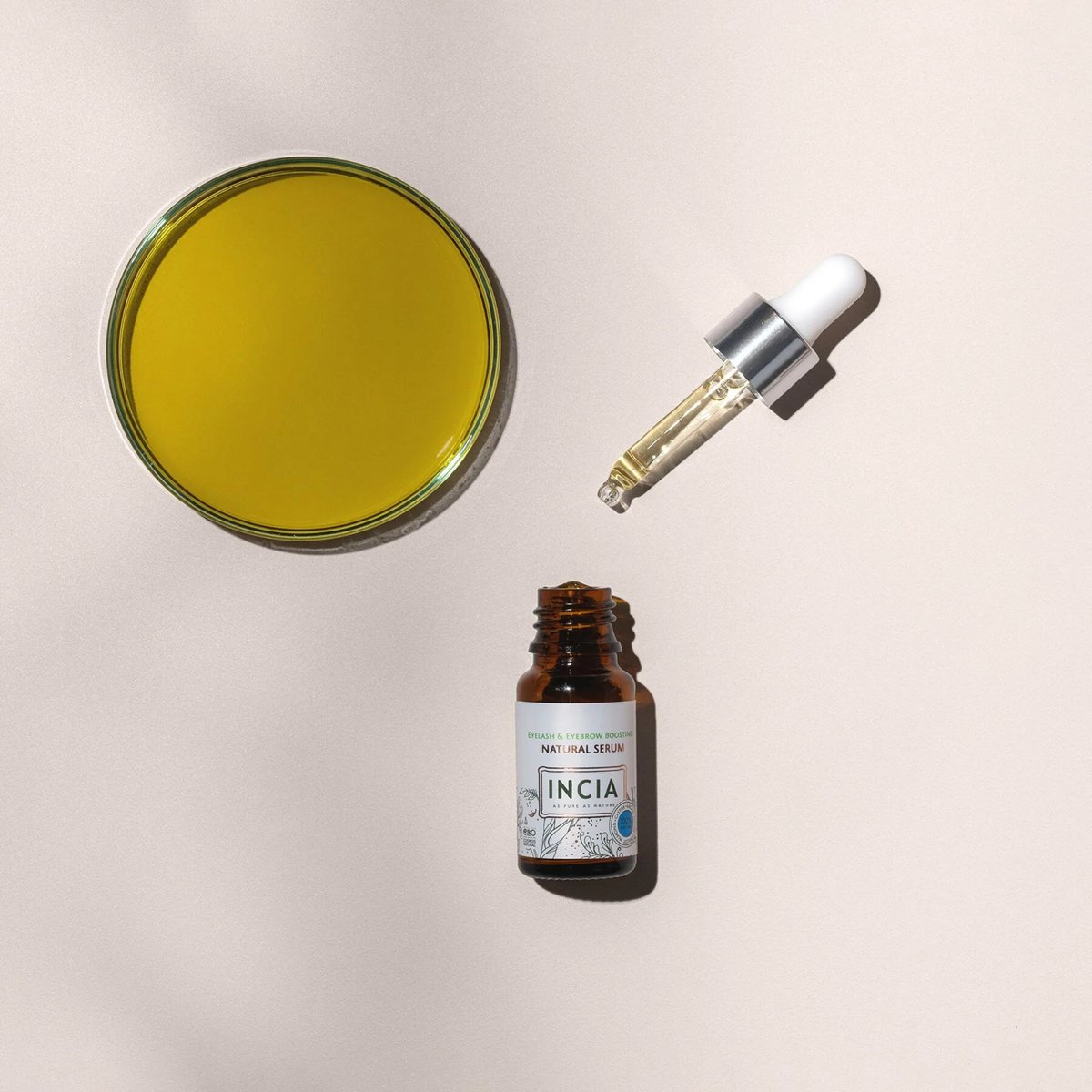INCIA Wimpernserum für Wimpern und Augenbrauen