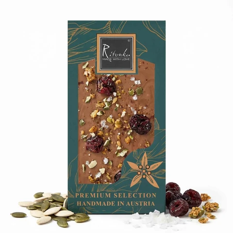 PREMIUM milk chocolate cherry, pumpkin seeds, salt 95g