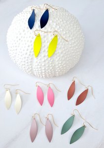 oorbellen - Twist - groen/lila/roze/blauw/ivoor/vos/geel Copy