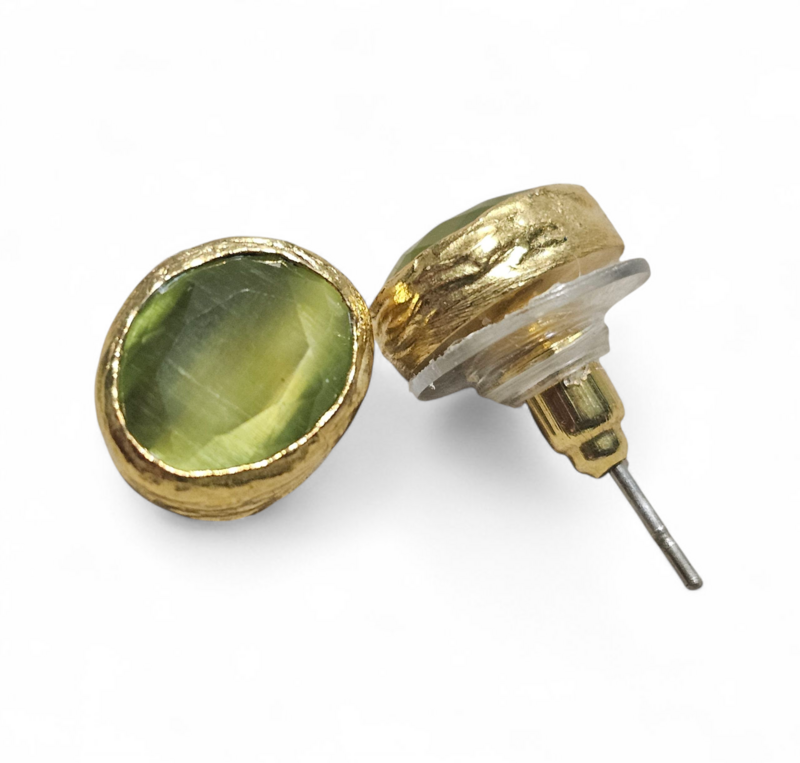 Glow Stud Olive