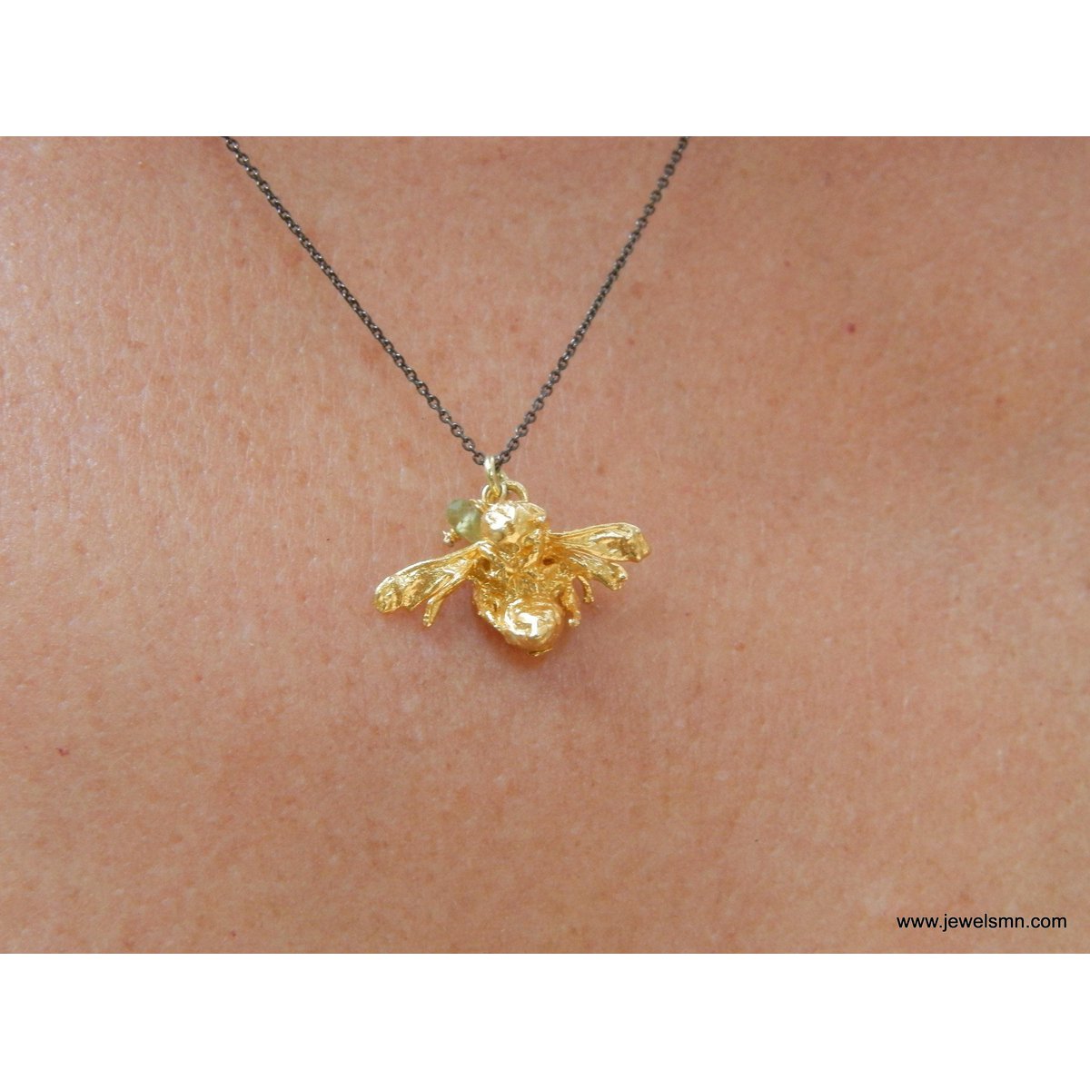Collana con gioielli ape: ciondolo in oro ispirato alla natura - ottone riciclato ecologico