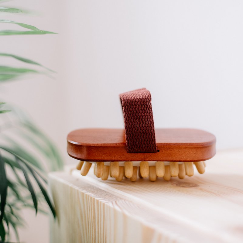 Cellulite massage brush