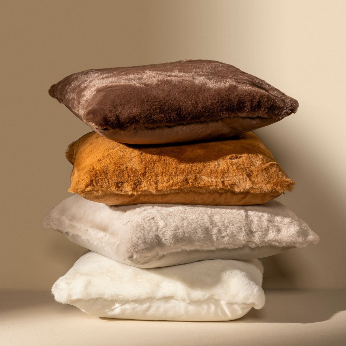 Dutch Decor ZAYA - Cushion 45x45 cm Pumice Stone - beige