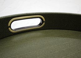 Tablette autour des motifs de tricot vert avec des poignées en laiton