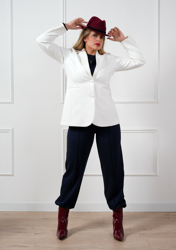 The Essential Blazer – Creme