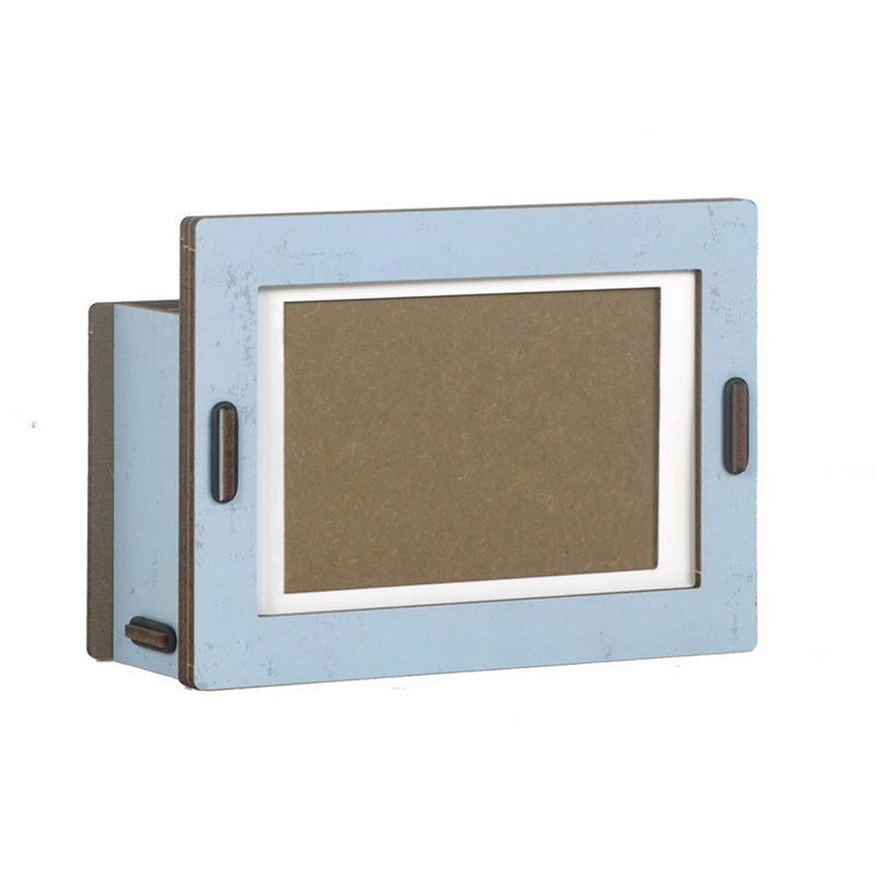 Frame pencil box