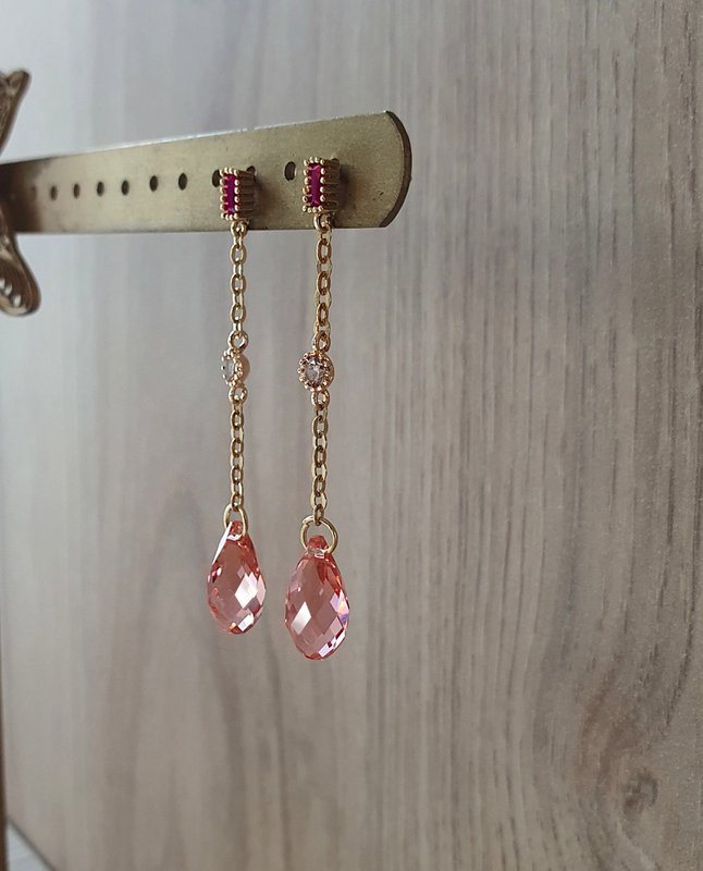 18K forgyldte lyserøde øreringe med Rose Peach krystaller
