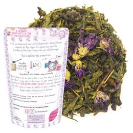 Oolong Tea In Alice's Eyes