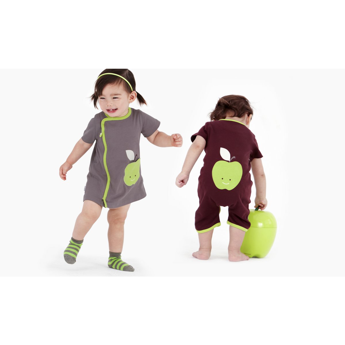 Zip-Up Apple Applique Pocket Dress