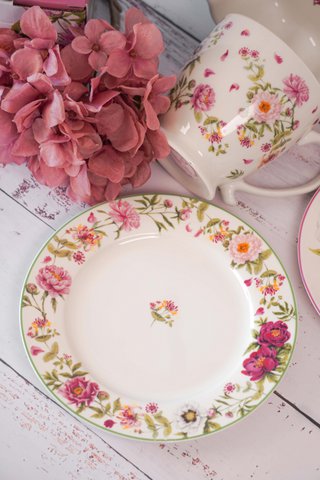 Porcelain dessert plate Peony 19,5 cm Isabelle Rose