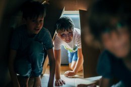 Cardboard Tent for kids - the KarTent Junior